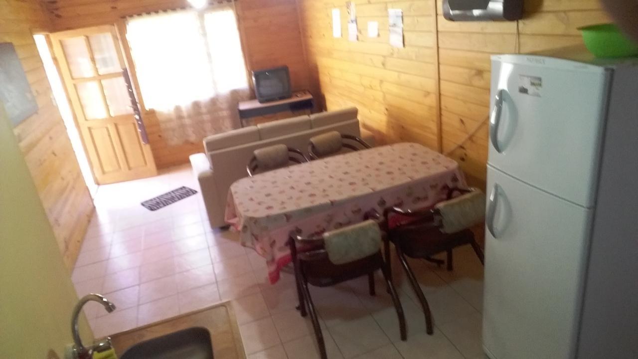 Cabanas Palo Blanco Gobernador Costa Esterno foto